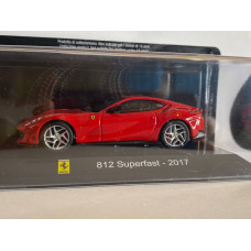 Автомодель Altaya Ferrari 812 Superfast 2017 1:43