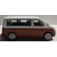 Автомодель VW T6 Multivan 2020 біло-коричневий Bburago 1:43