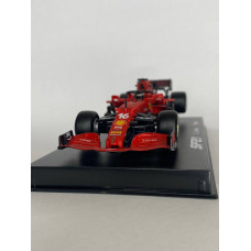 Автомодель Ferrari SF21 #16 F1 2021 Bburago 1:43