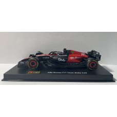 Автомодель Alfa Romeo C43 #77 F1 2023 Bburago 1:43