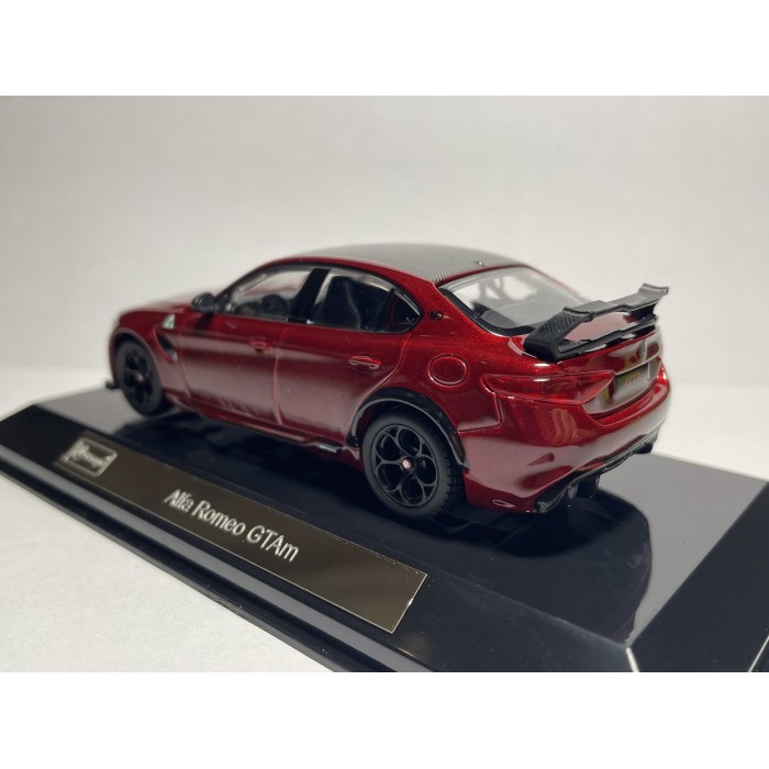 Автомодель Alfa Romeo Giulia GTAm 2020 червона Bburago 1:43 Автомодель Alfa Romeo Giulia GTAm 2020 червона Bburago 1:43