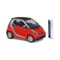 Модель Smart Fortwo Coupe E-drive червоний із зарядною станцією Busch 46226