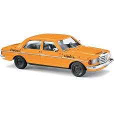 Автомодель Mercedes-Benz W123 1977 краш-тест Busch 46873