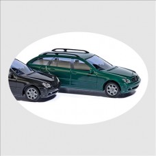 Автомодель Mercedes-Benz C-Class зелений Busch 89137