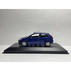 Автомодель Ford Fiesta 2002 блакитний металік Minichamps 1:43 